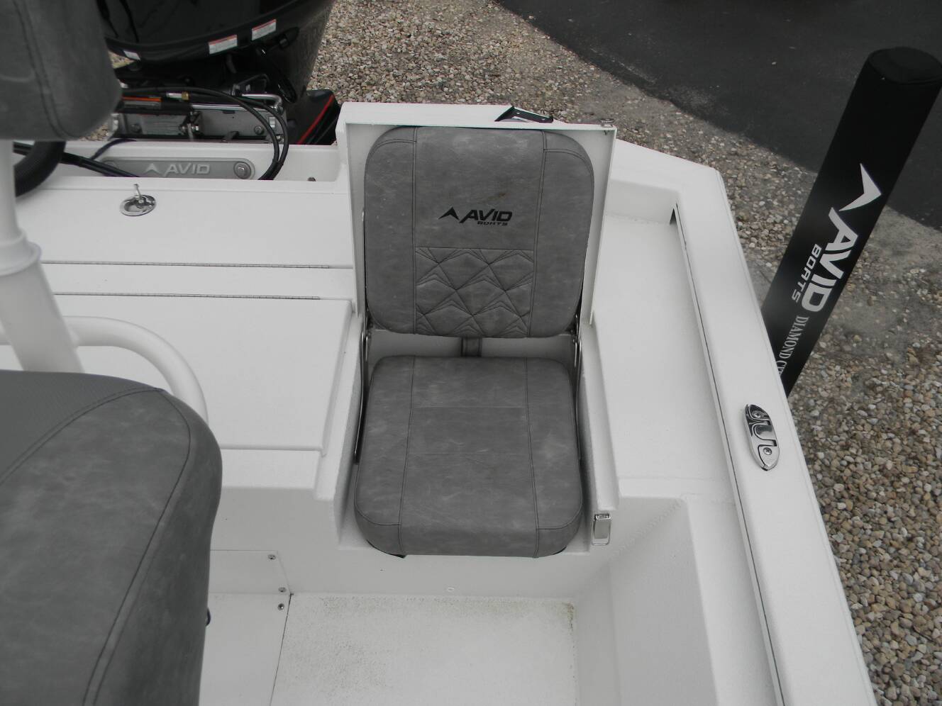 A photo of this 2026 Avid Boats 21FST
