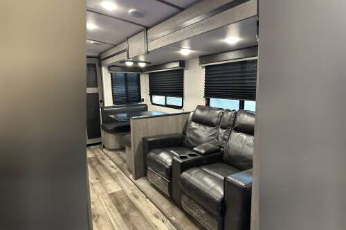 2021 Keystone OUTBACK ULTRA LITE 302UBH in casper WY