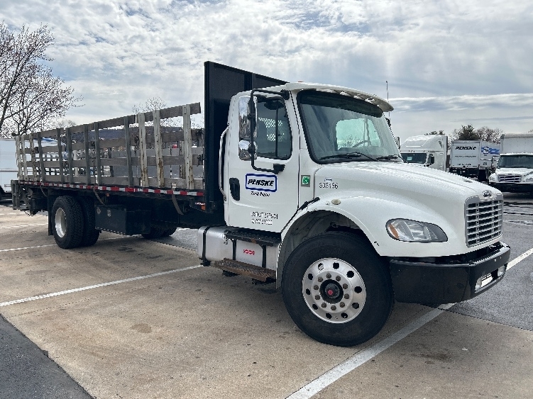 2020 FREIGHTLINER BUSINESS CLASS M2 106 in Reading, PA