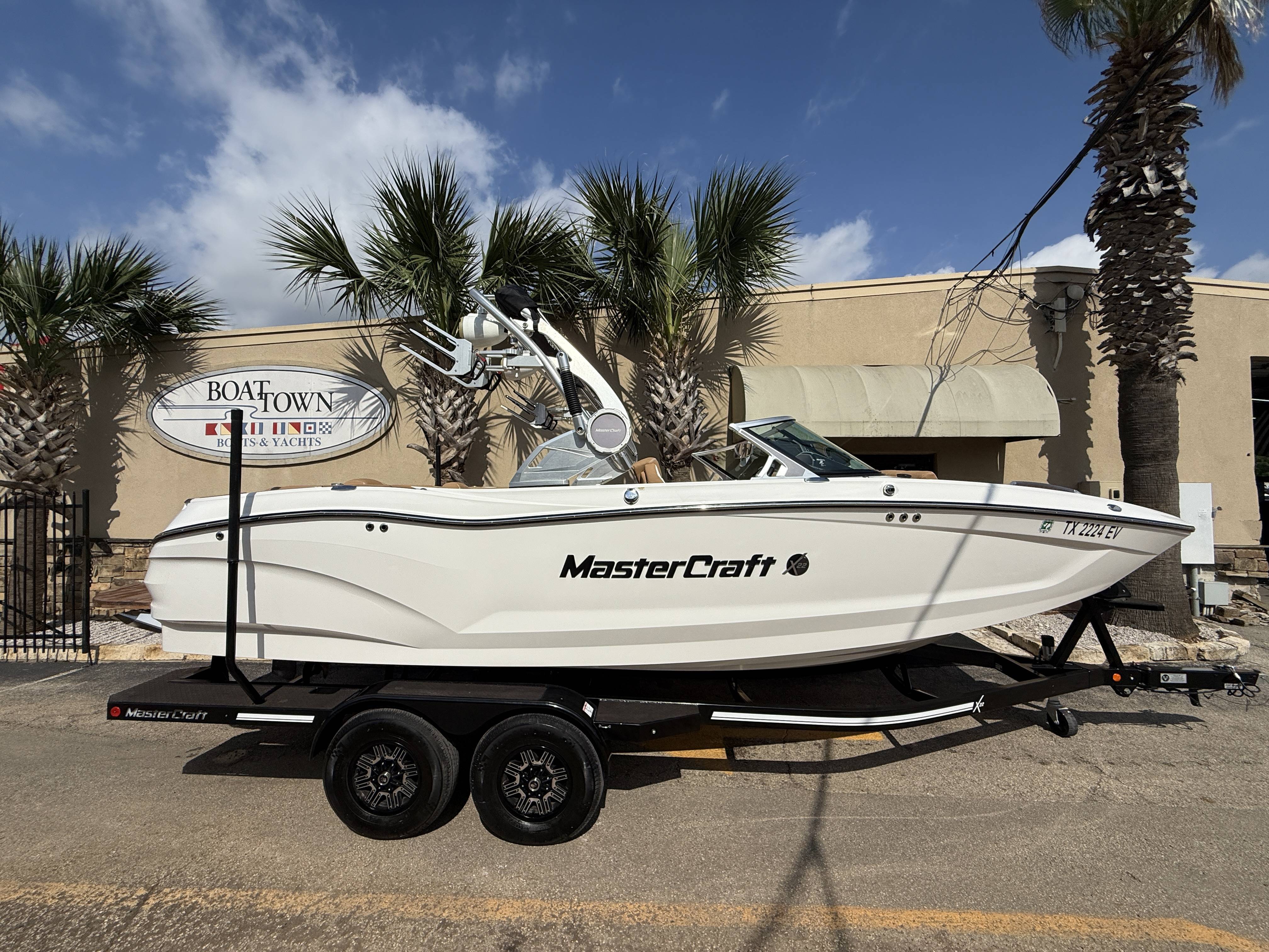 2020 Mastercraft X22 Ski and Wakeboard Boat boat