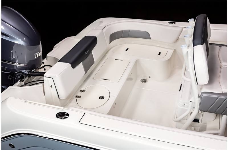 2022 Robalo R242EX in somers point NJ