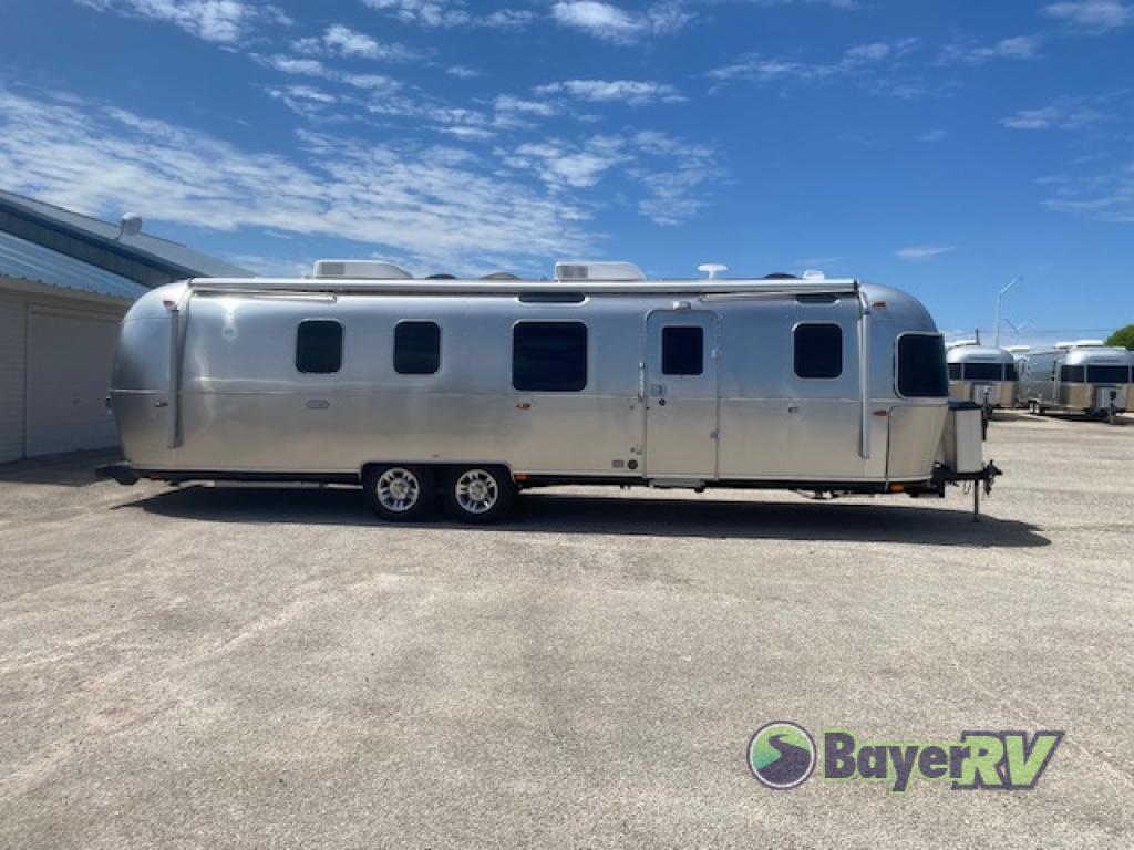 2023 Airstream Classic 33FB in dublin TX
