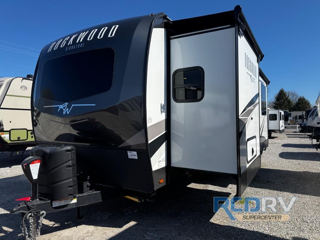 2023 Forest River Rv Rockwood Signature Ultra Lite 8262RBS in north ridgeville OH
