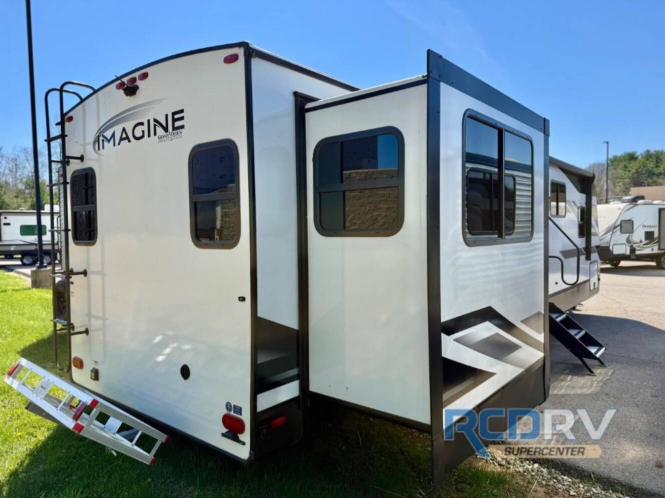 A photo of this 2024 Grand Design Imagine 3100RD