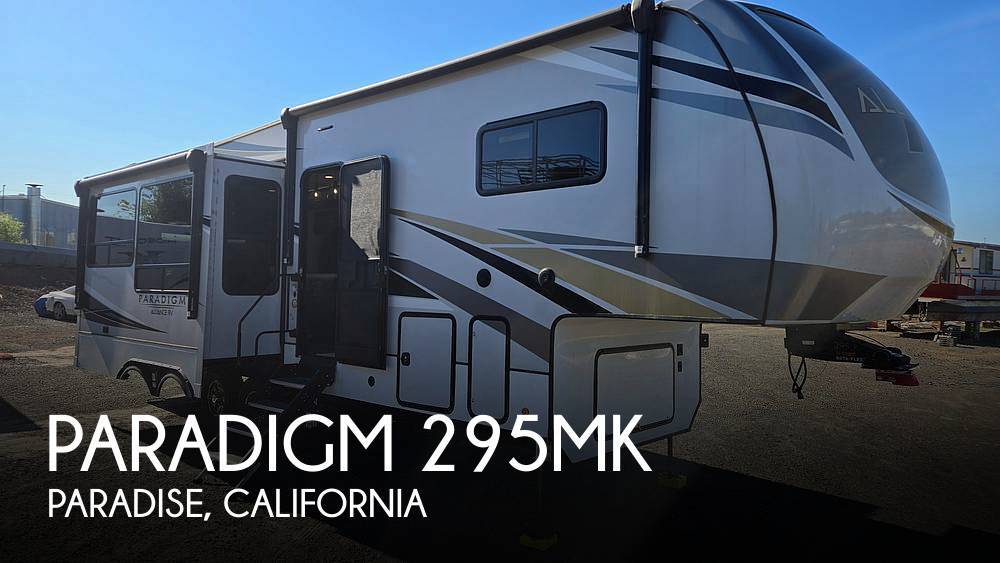 2022 Alliance Rv Paradigm 295MK in paradise CA