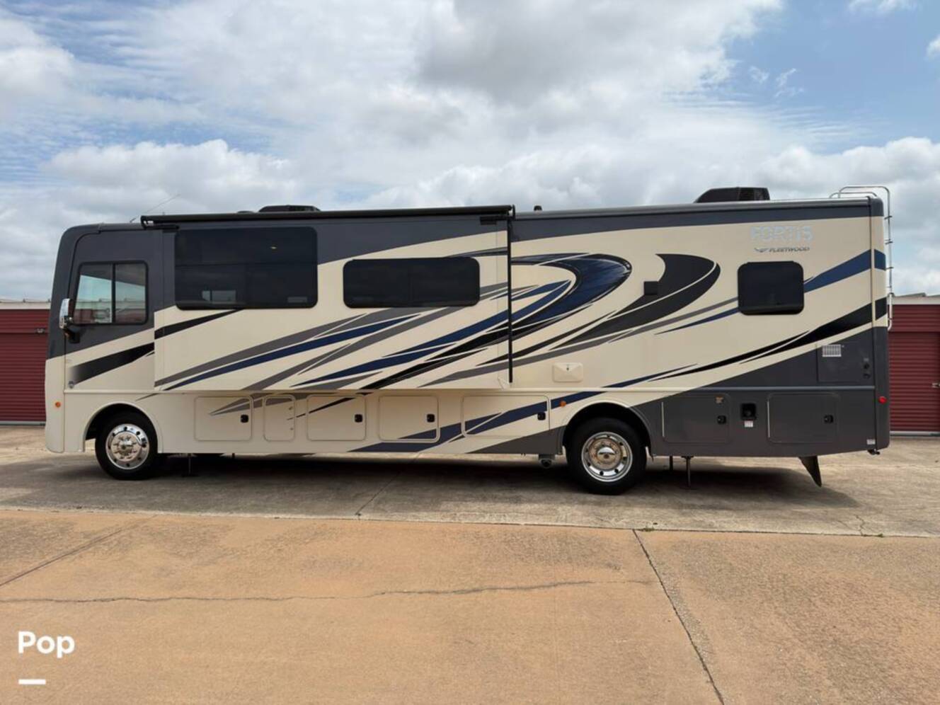 A photo of this 2020 Fleetwood Fortis 34MB