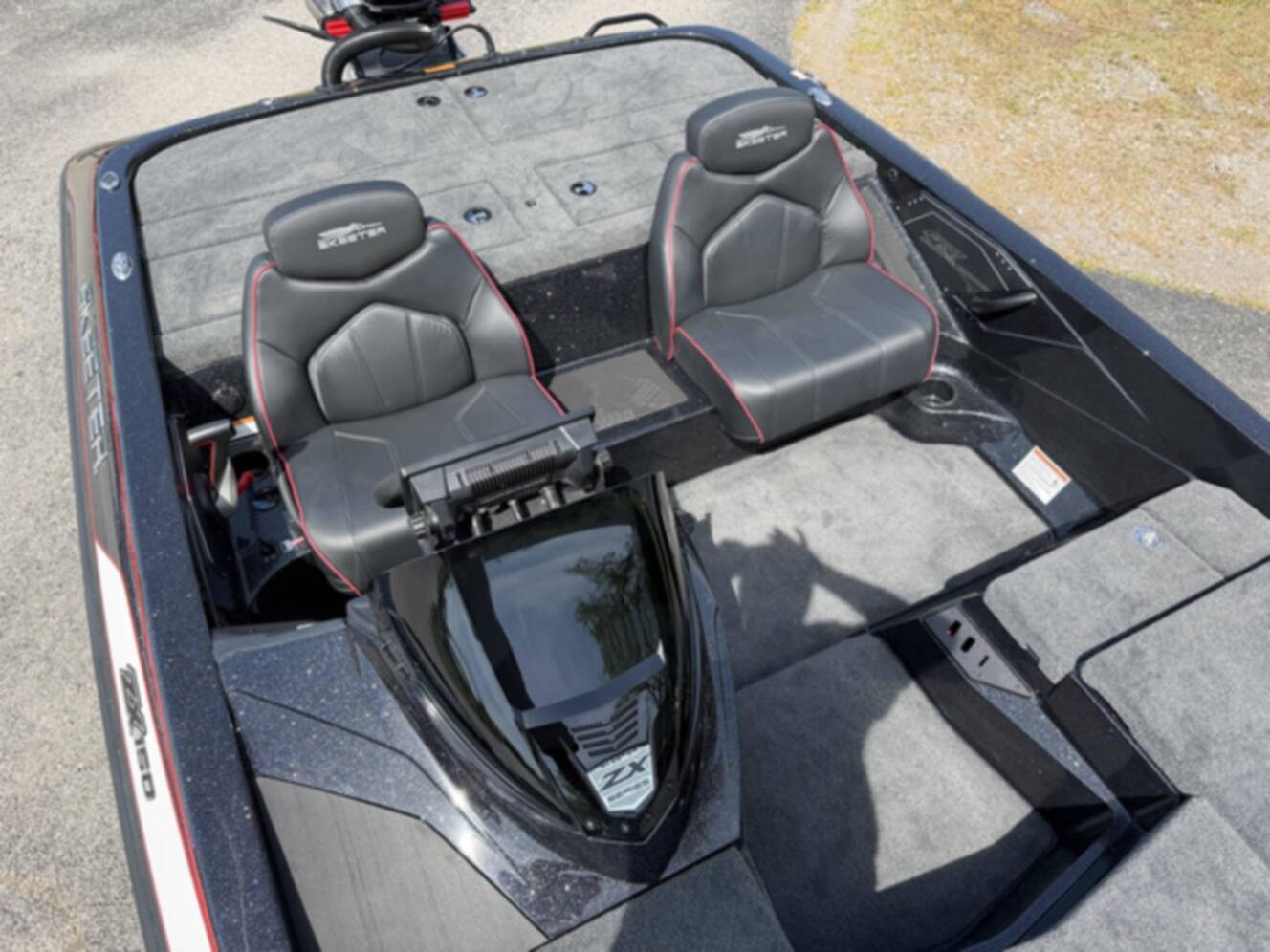 A photo of this 2026 Skeeter ZX Series ZX150