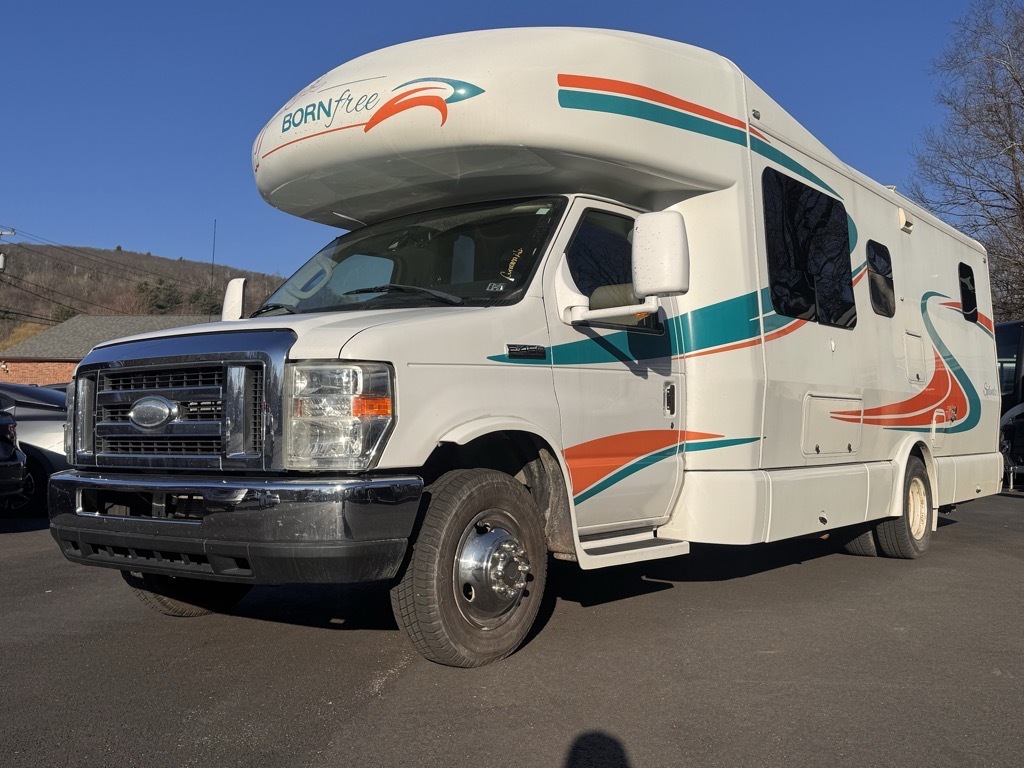 2015 Born Free SPLENDOR 27 RV
