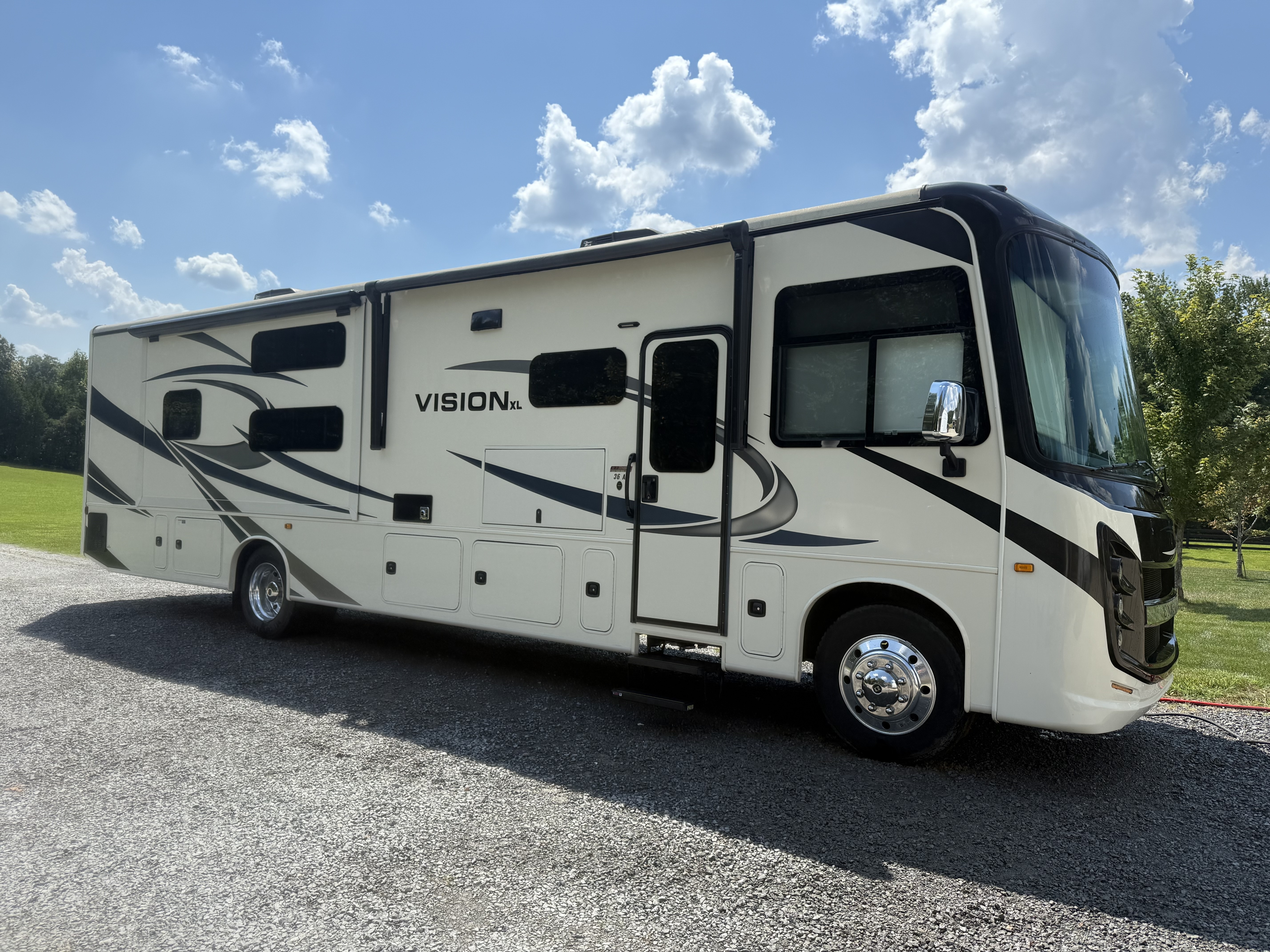 2022 Entegra Coach VISION XL 36A in greenville KY