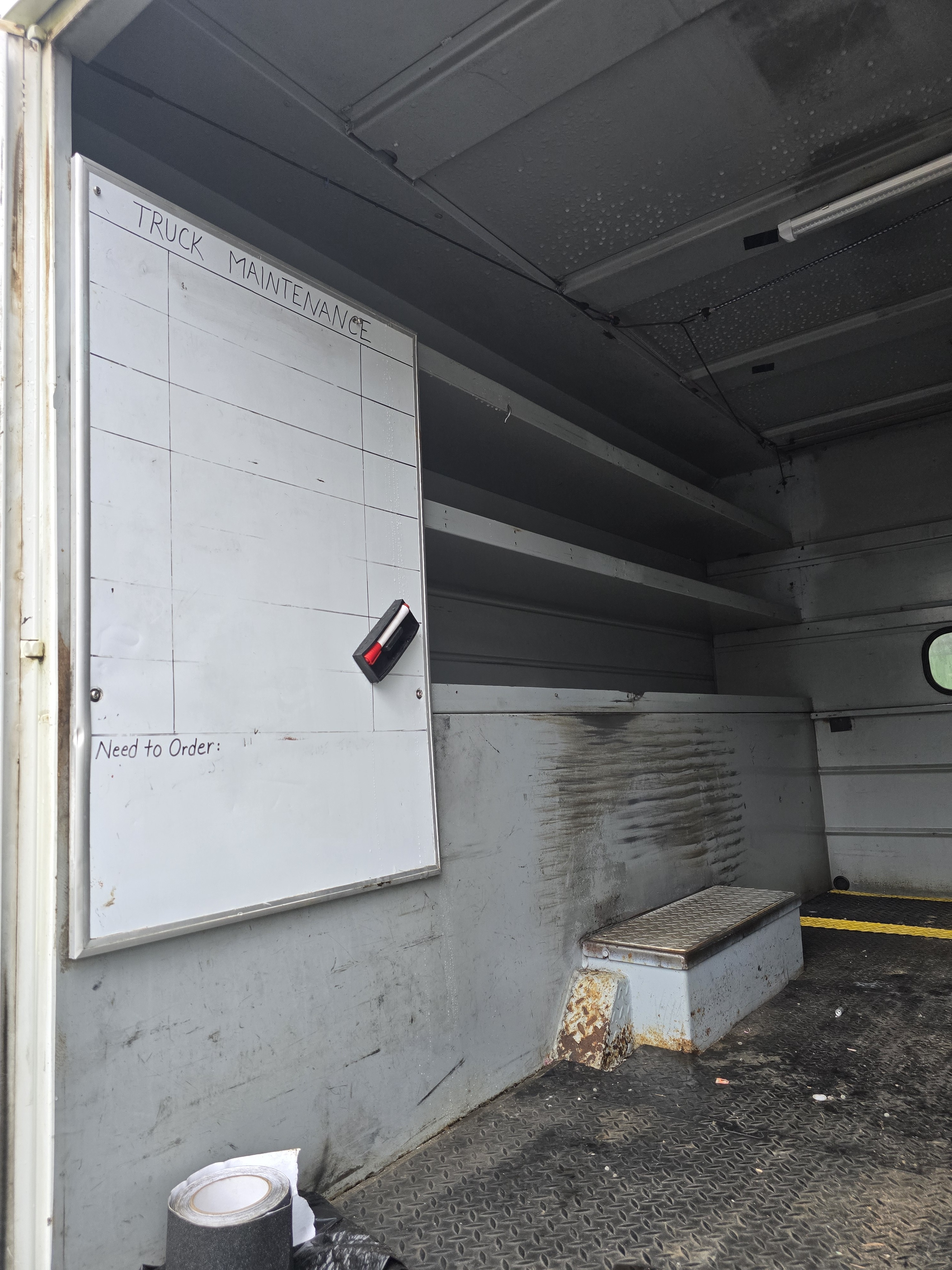 2009 FORD E550 in Salem, OR