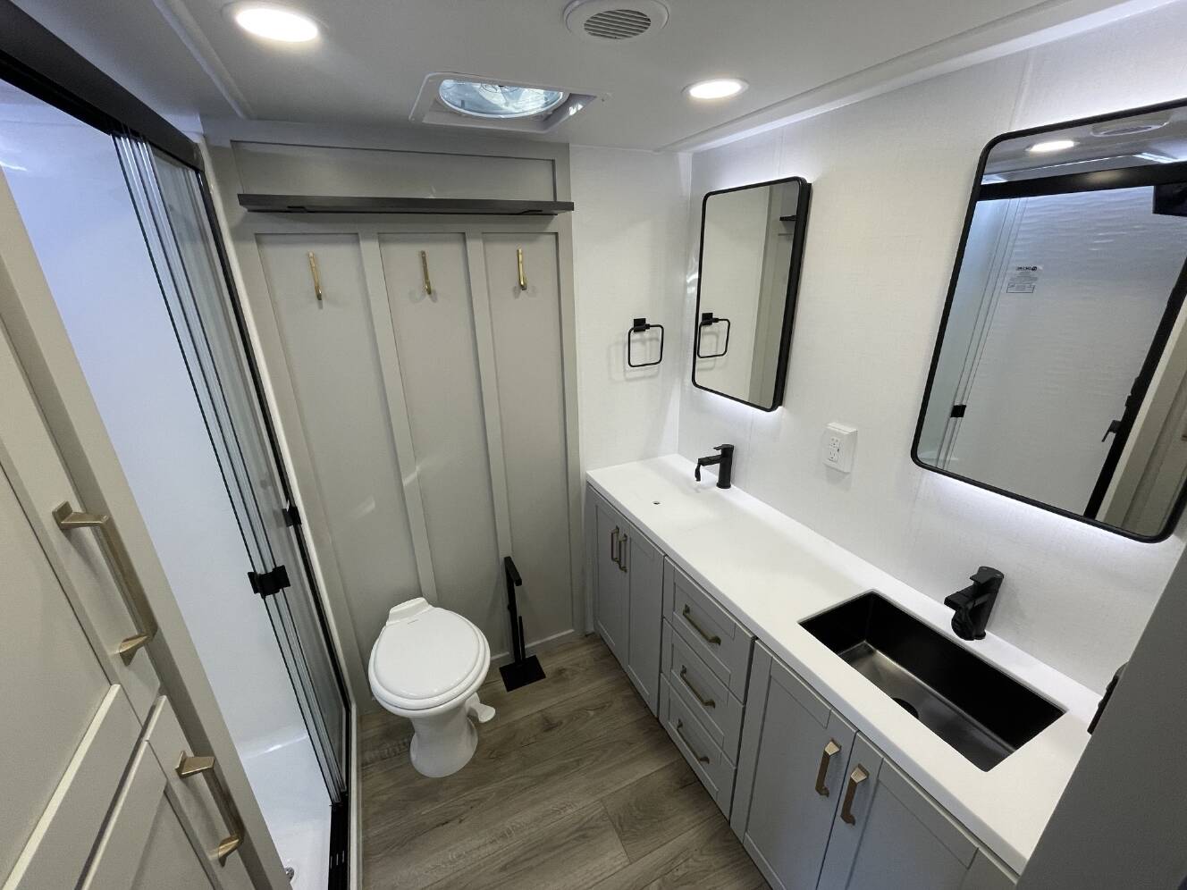 A photo of this 2026 Brinkley MODEL Z 3600