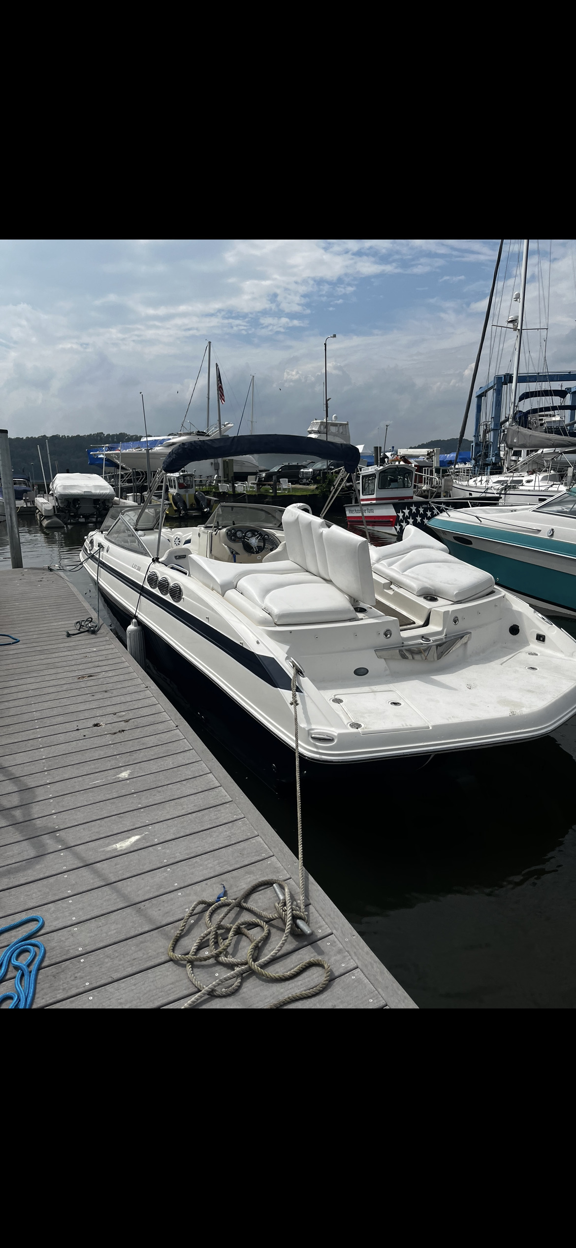 2011 Larson Lxi 288 Br in wappingers falls NY