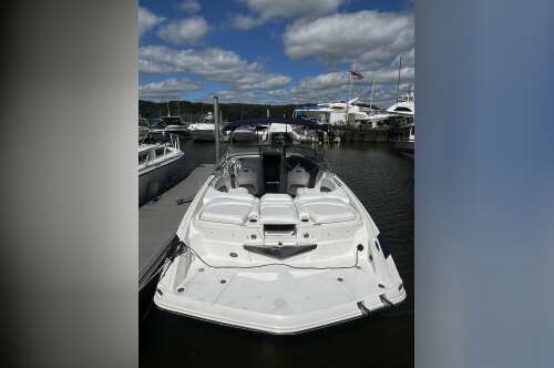 2011 Larson Lxi 288 Br in wappingers falls NY
