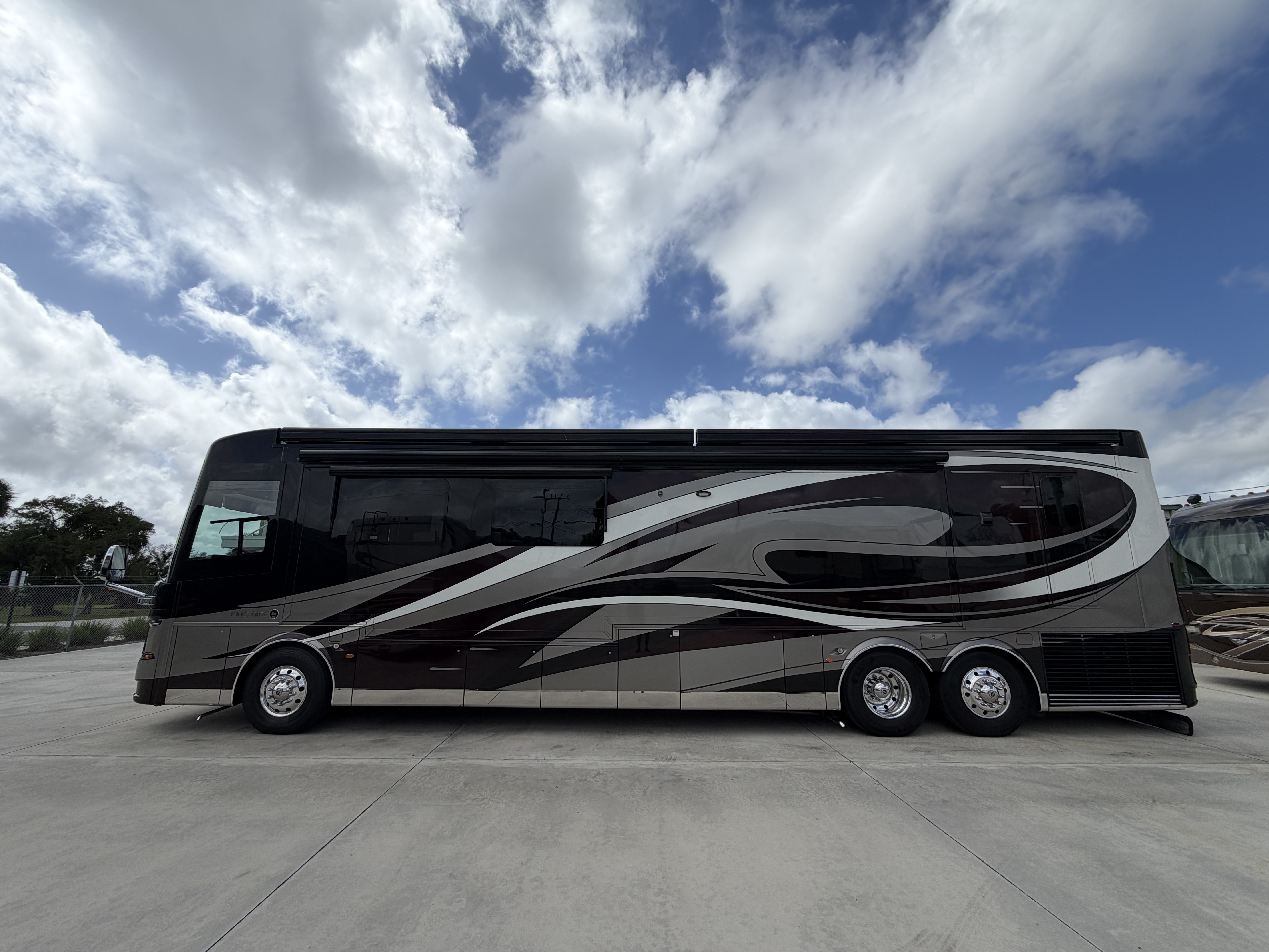 2018 Newmar KING AIRE 4534 in okeechobee FL