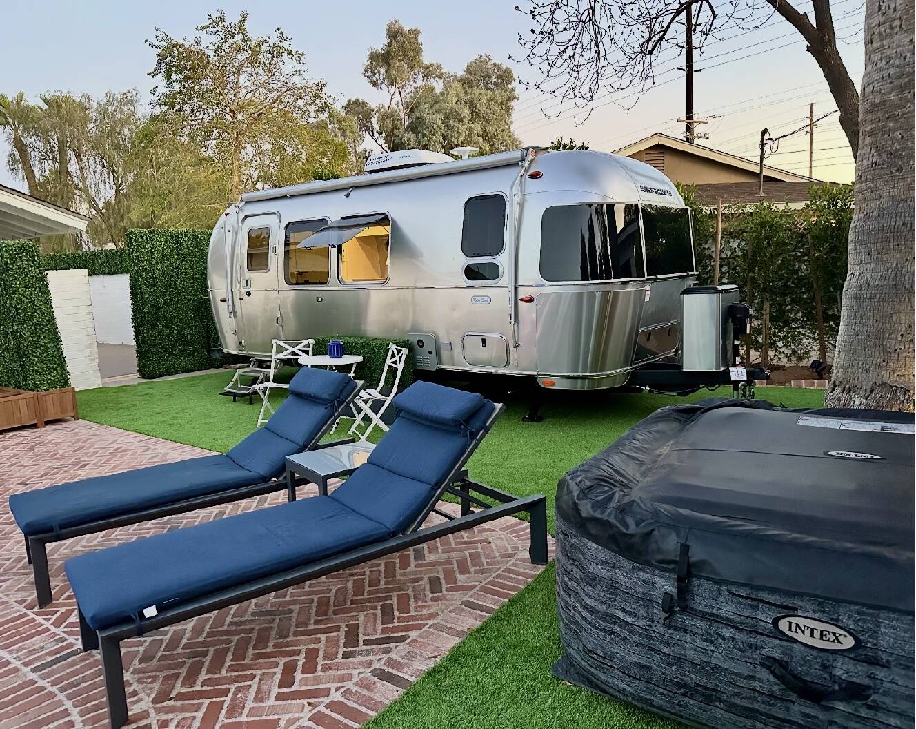 A photo of this 2023 Airstream FLYING CLOUD 23FB