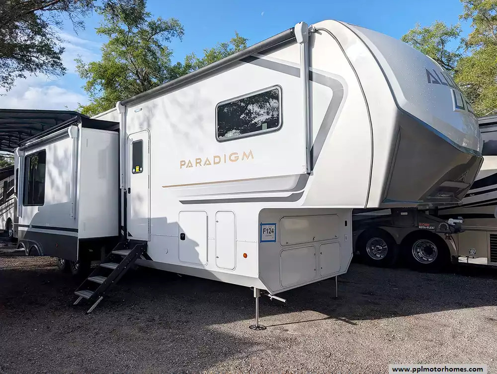 2025 Alliance Rv Paradigm 395DS in summerfield FL