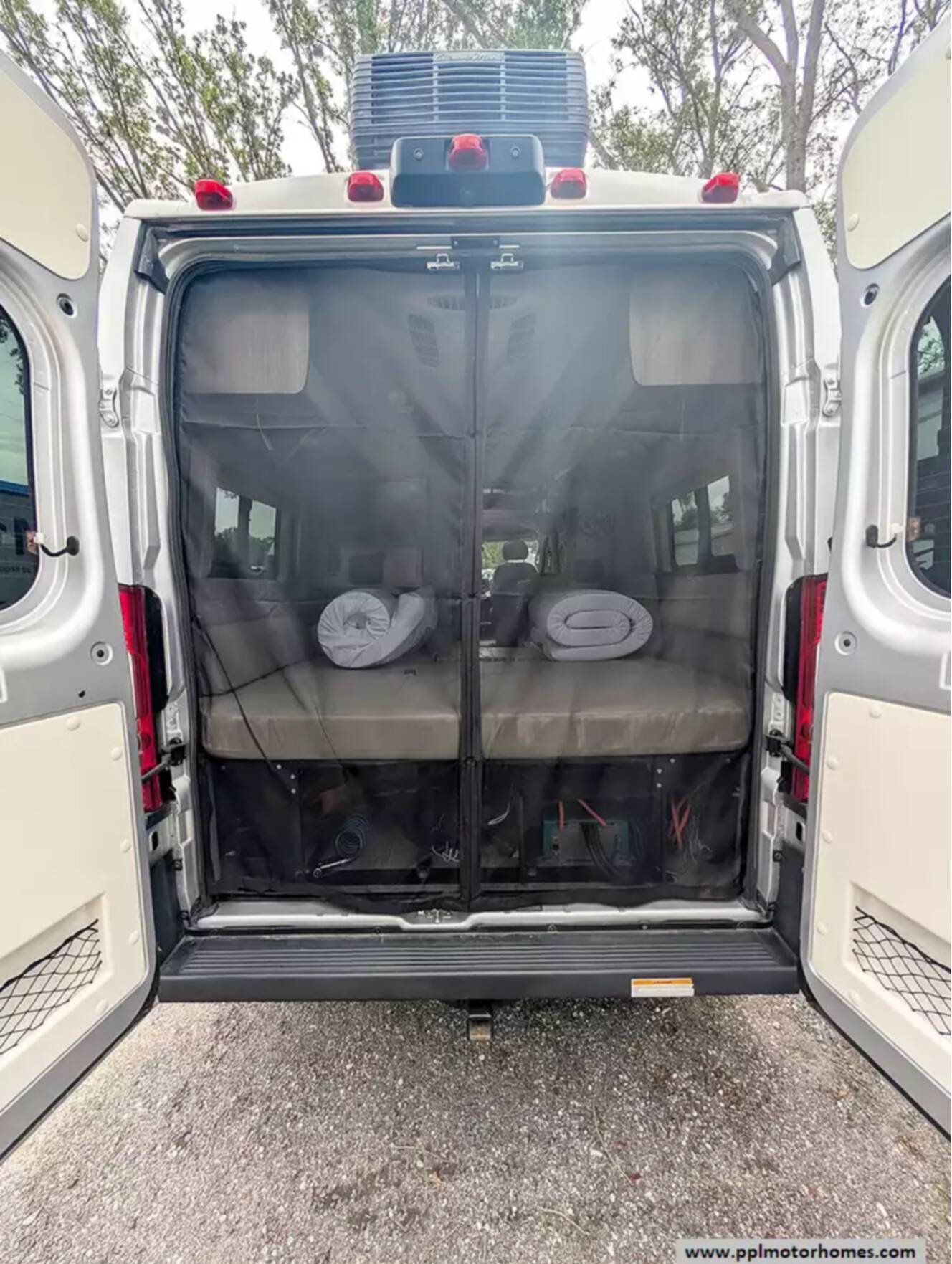 A photo of this 2022 Thor Sequence Promaster 20J ROOFTOP