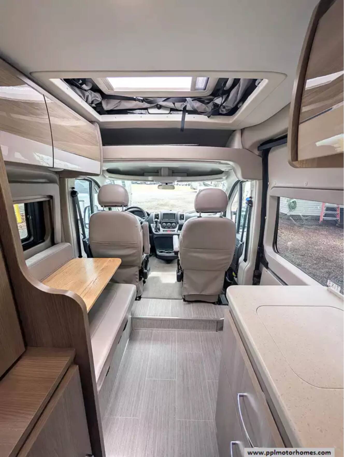 A photo of this 2022 Thor Sequence Promaster 20J ROOFTOP