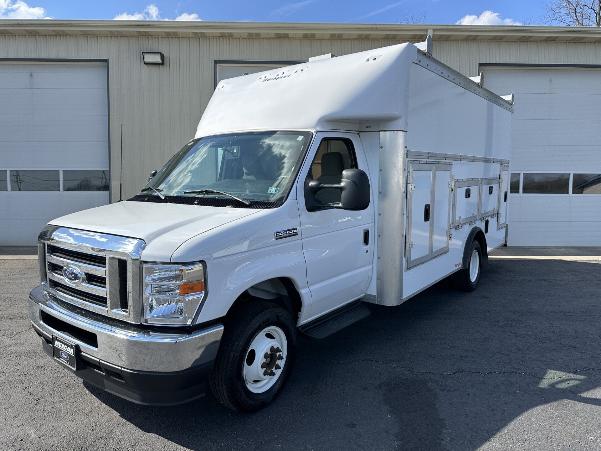 2024 FORD ECONOLINE in Connellsville, PA