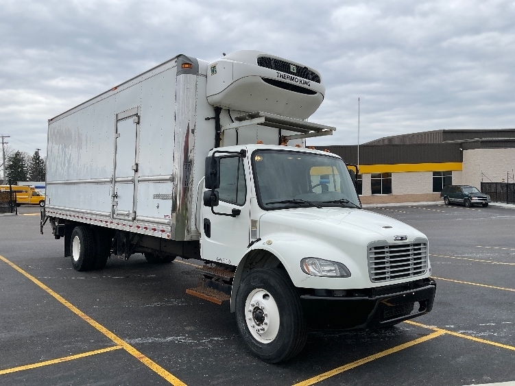 2020 FREIGHTLINER BUSINESS CLASS M2 106 in Cross Lanes, WV
