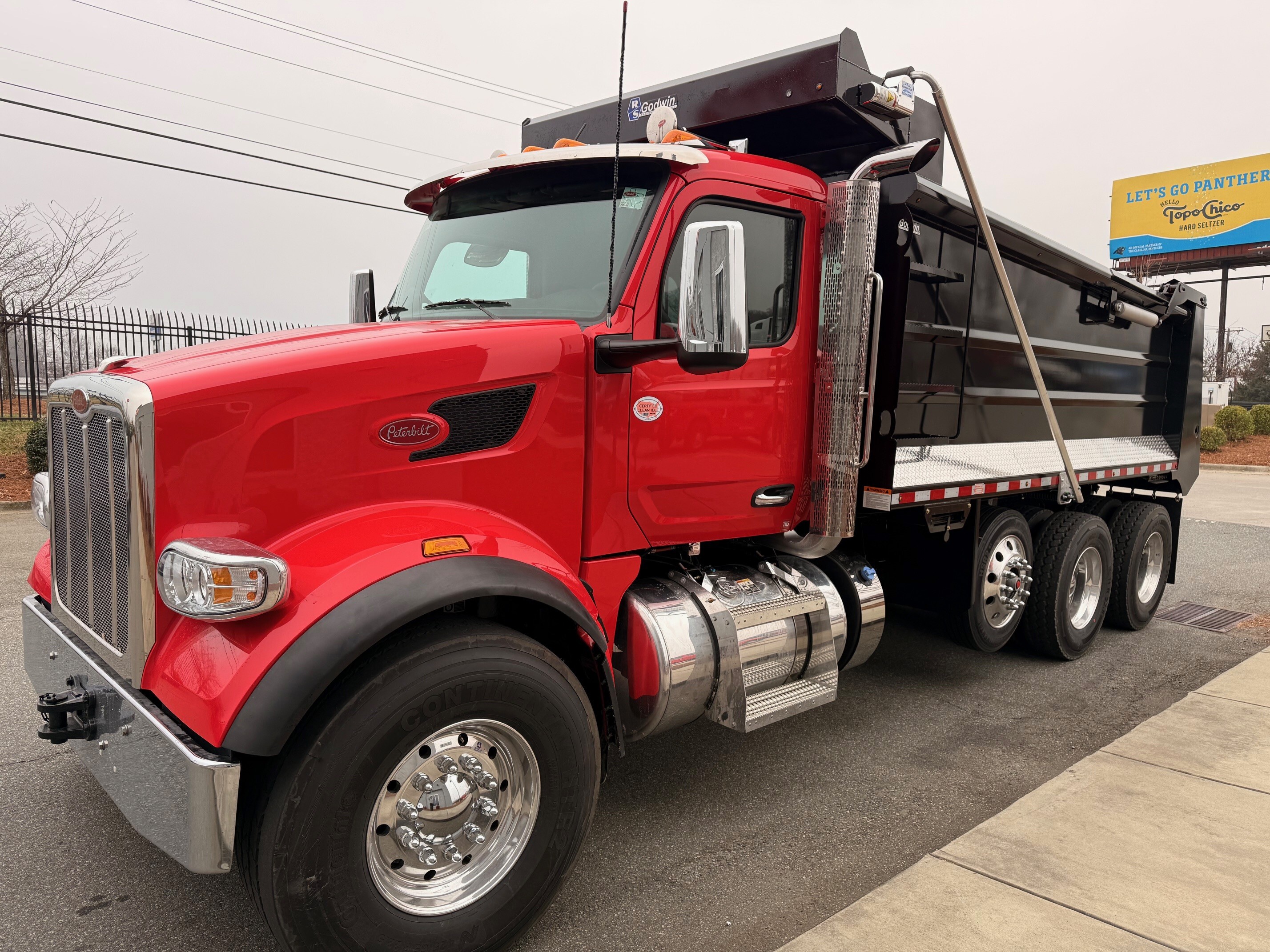 2026 PETERBILT 567 in Jeffersonville, IN