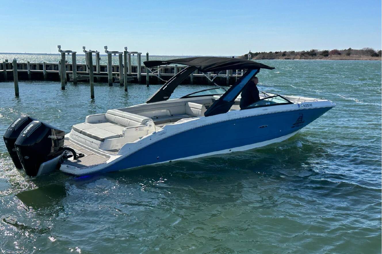 A photo of this 2023 Sea Ray SDX 290 Outboard