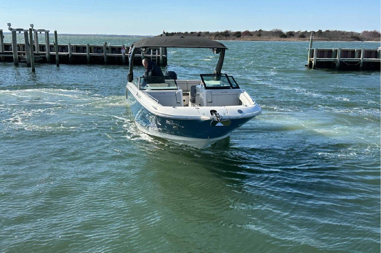 A photo of this 2023 Sea Ray SDX 290 Outboard