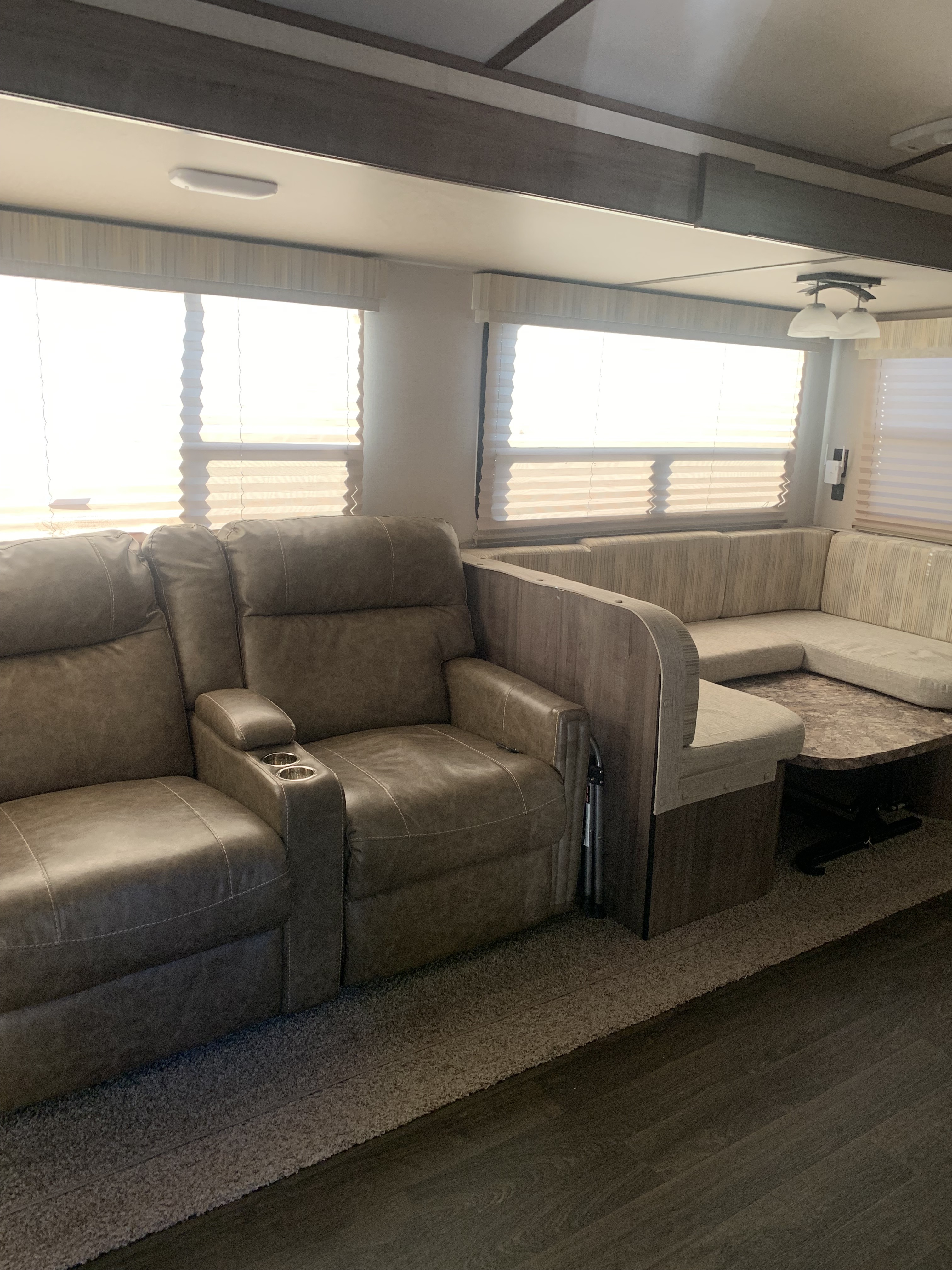 2019 Winnebago MINNIE PLUS 26RBSS in corona CA