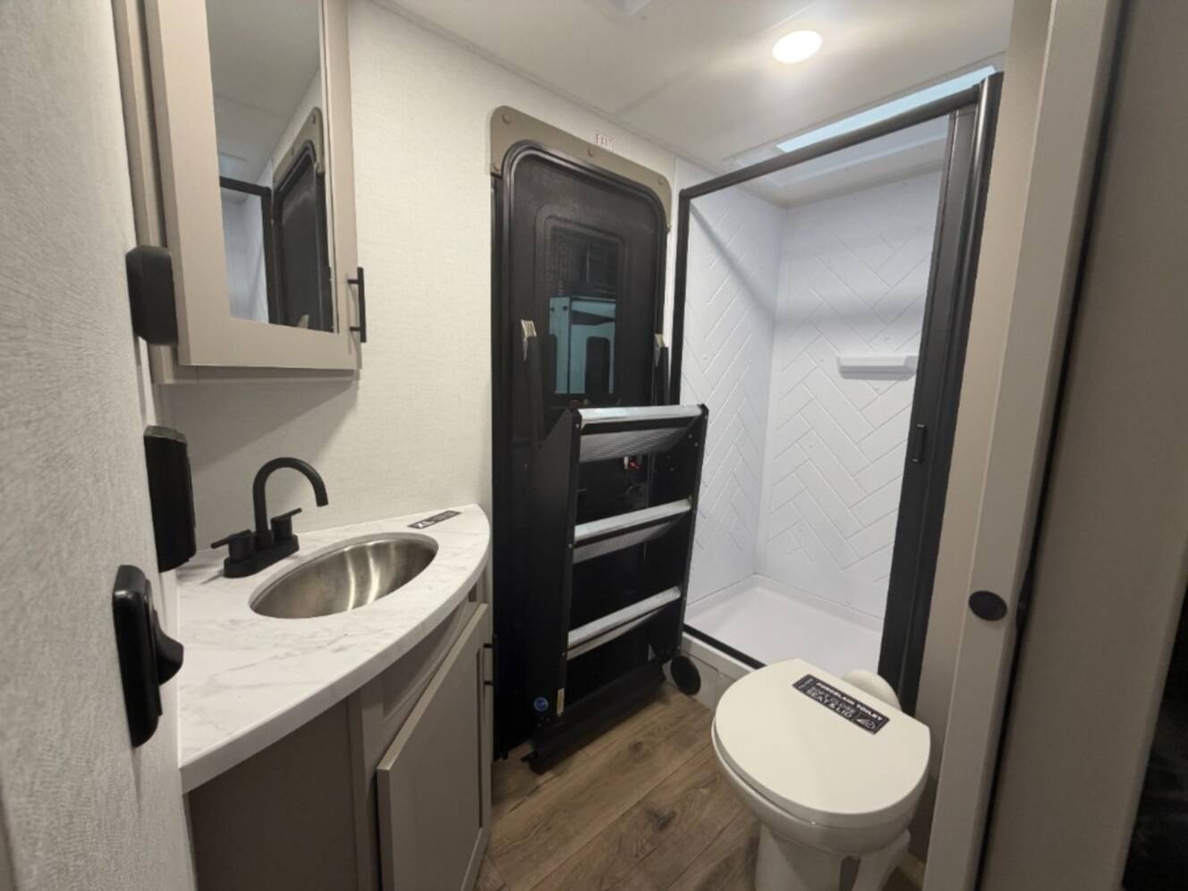 A photo of this 2026 Alliance Rv Delta Ultra Lite BH271
