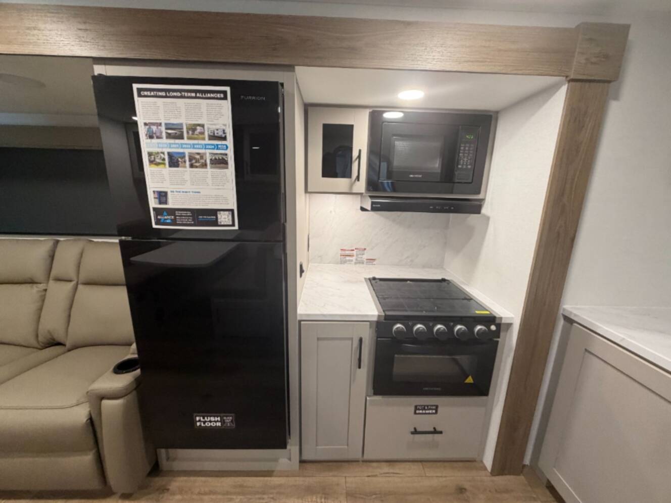 A photo of this 2026 Alliance Rv Delta Ultra Lite BH271