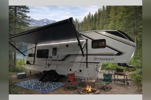 2026 Keystone Rv Cougar Half-Ton 23MLE in cresco IA