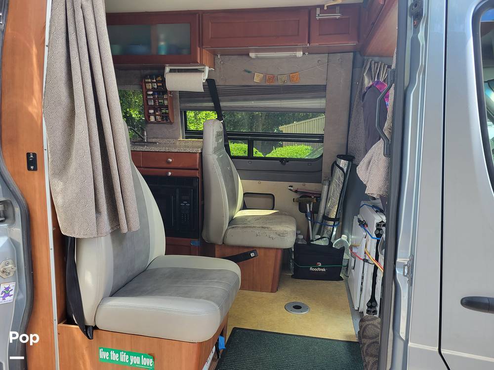 2012 Roadtrek Adventurous RS in san rafael CA