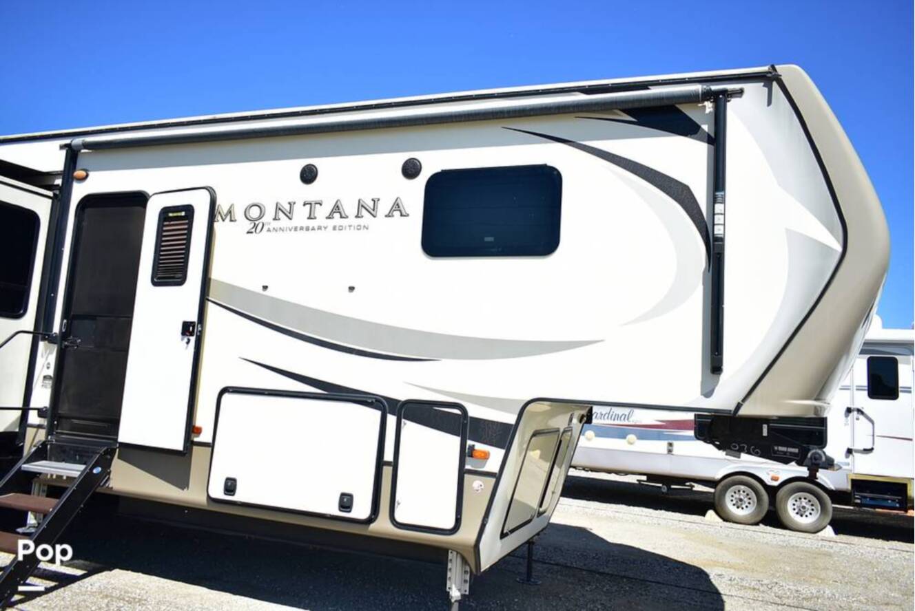A photo of this 2019 Keystone Montana 3700LK