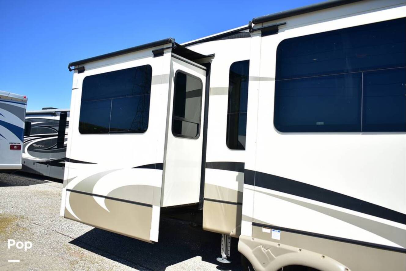 A photo of this 2019 Keystone Montana 3700LK