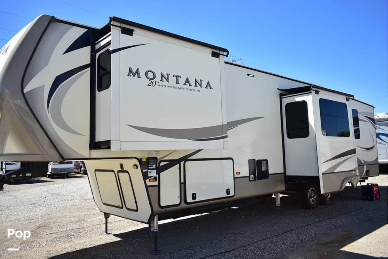 A photo of this 2019 Keystone Montana 3700LK