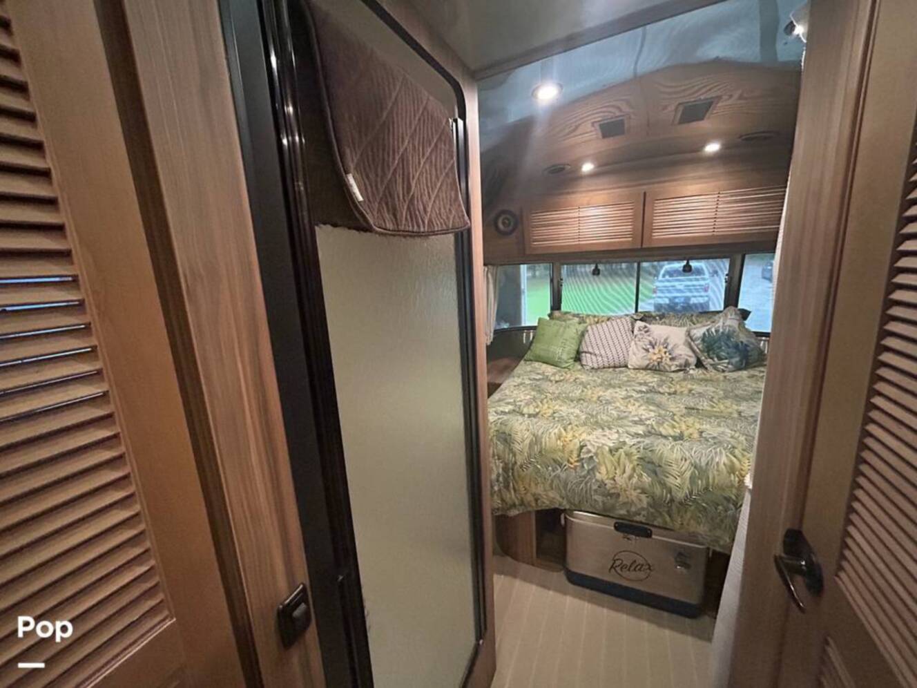 A photo of this 2017 Airstream Tommy Bahama 27FB Special Edition