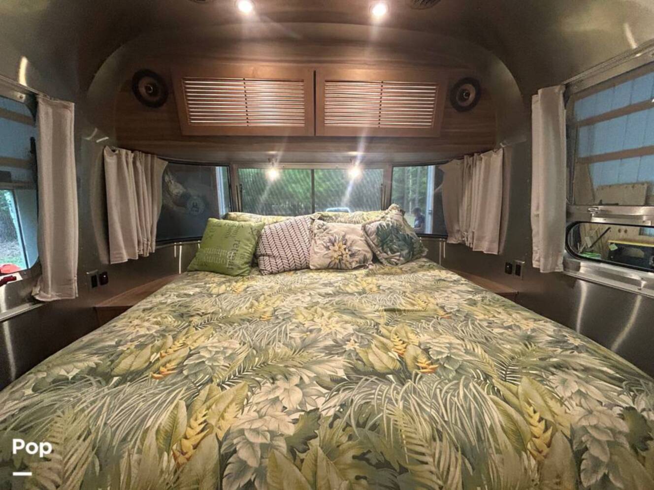 A photo of this 2017 Airstream Tommy Bahama 27FB Special Edition