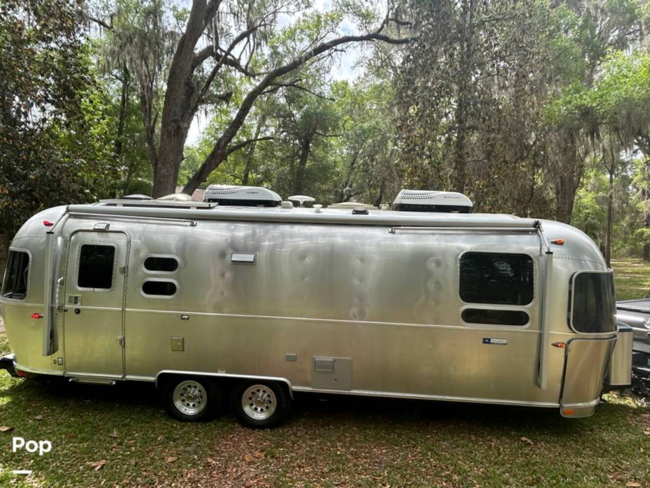 A photo of this 2017 Airstream Tommy Bahama 27FB Special Edition