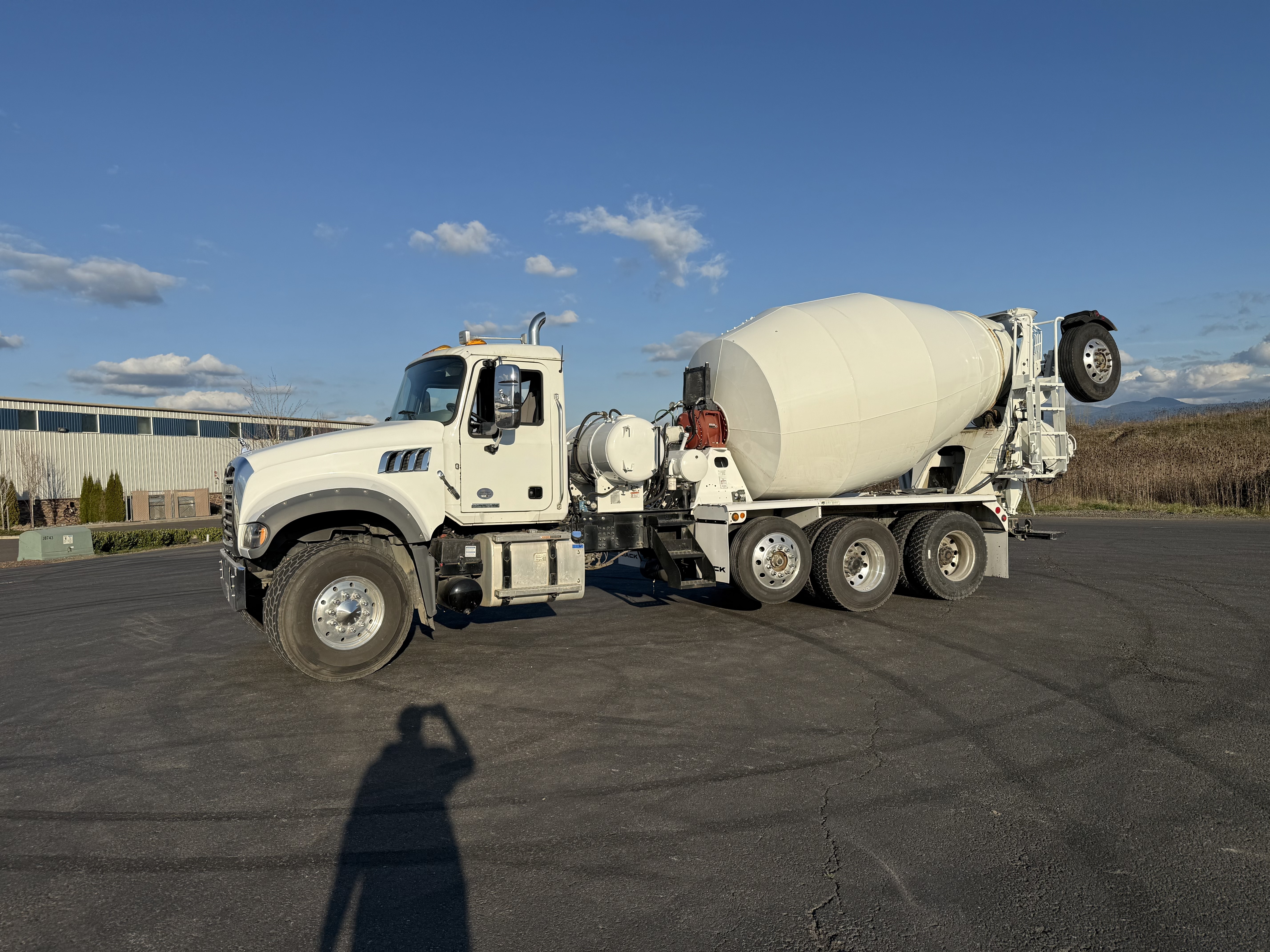 2023 MACK GRANITE in Washougal, WA