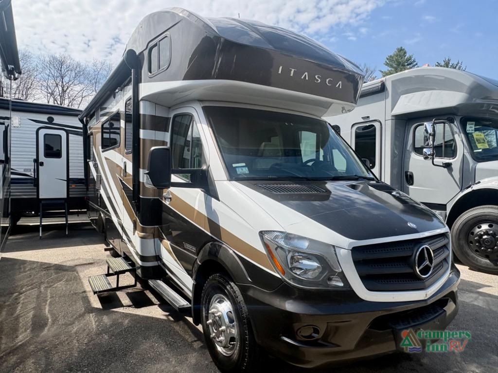 2016 Winnebago Navion 24G in merrimack NH