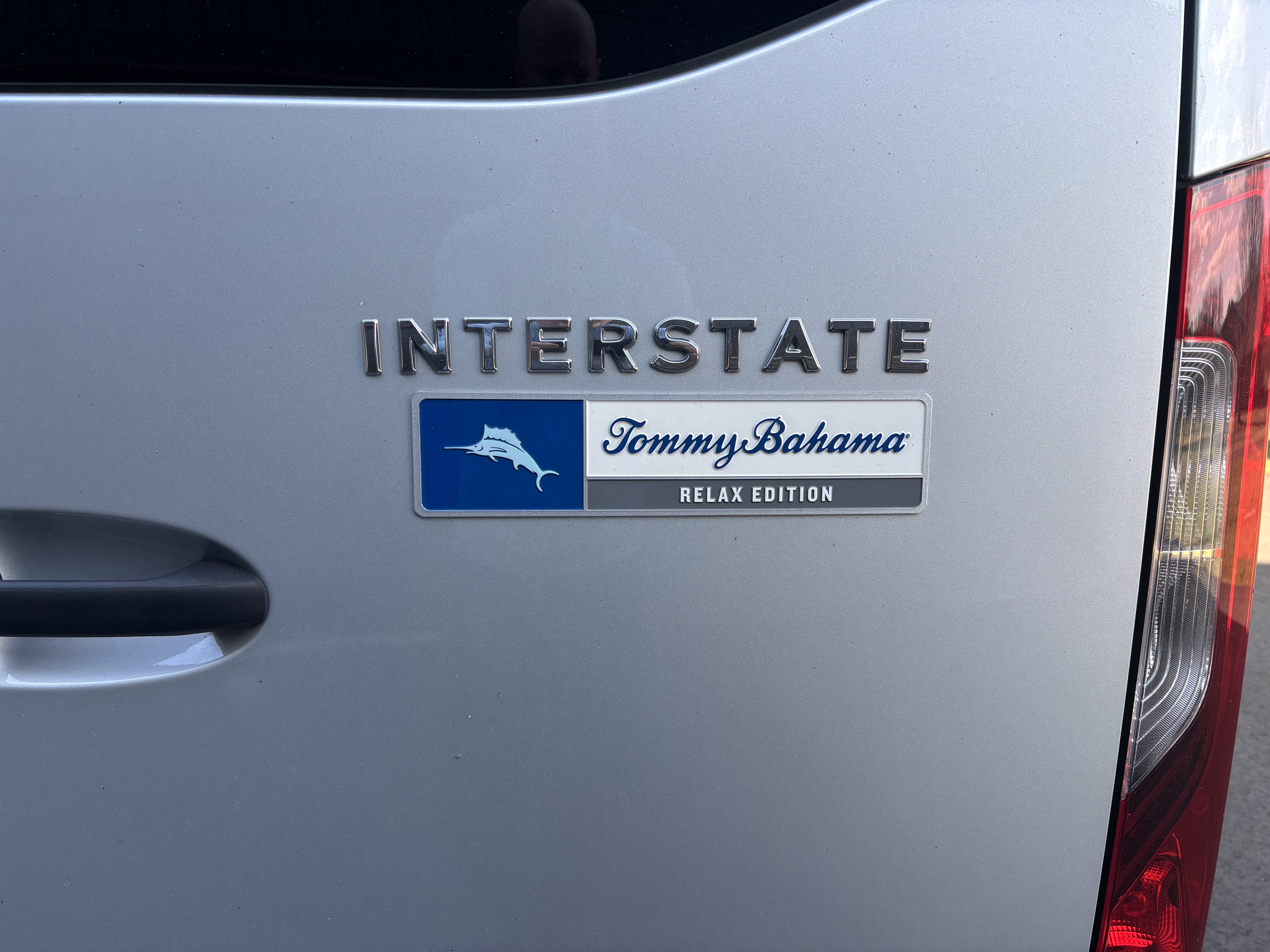2022 Airstream INTERSTATE TOMMY BAHAMA RELAX EDITION in andover MN