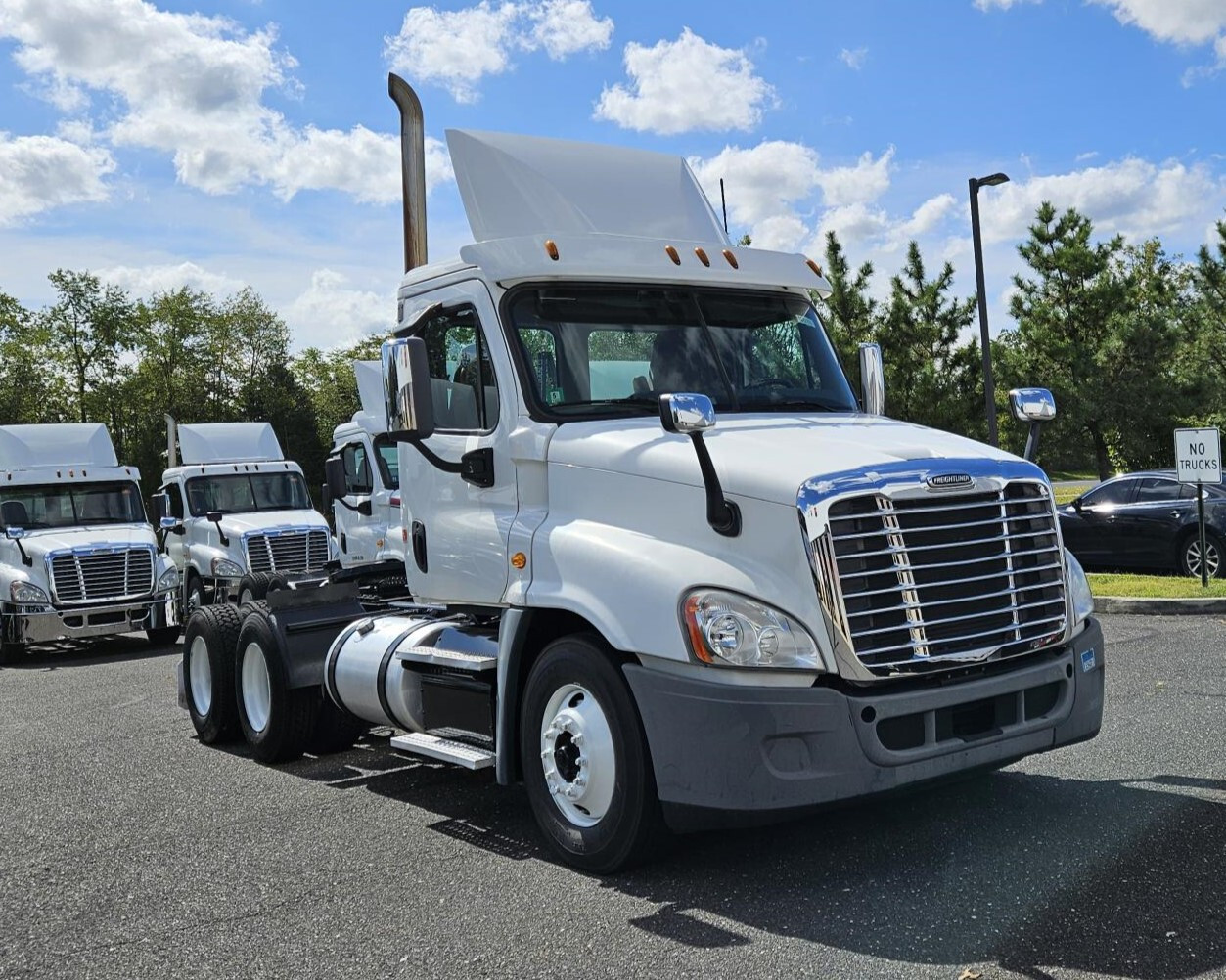 2016 FREIGHTLINER Cascadia in New Castle, DE