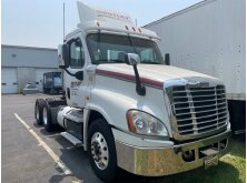 Commercial Truck Spotlight: Freightliner Cascadia image