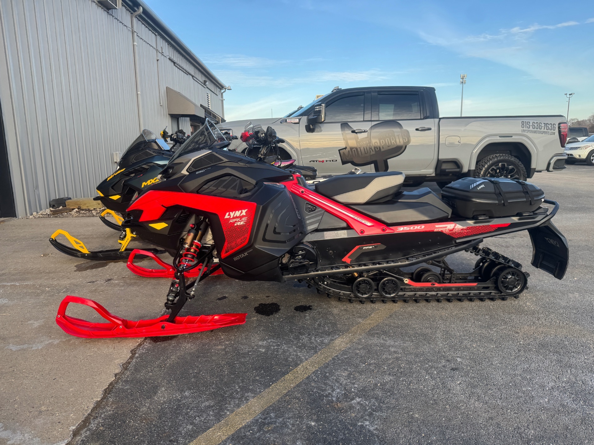 600 Vmax For Sale - Yamaha Snowmobiles - Snowmobile Trader 600 Vmax For Sale - Yamaha Snowmobiles - Snowmobile Trader