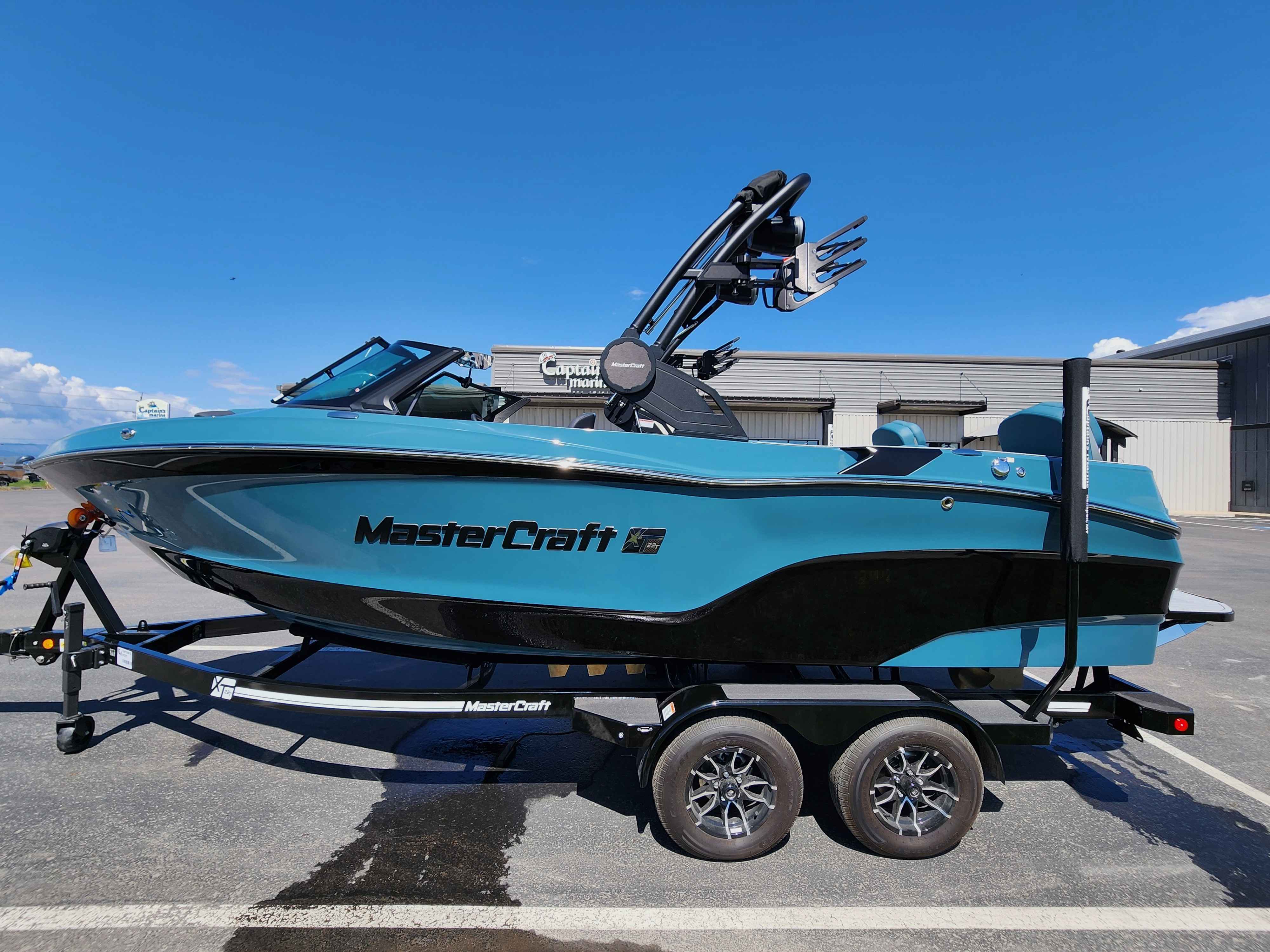 2026 Mastercraft XT22T Ski and Wakeboard Boat boat