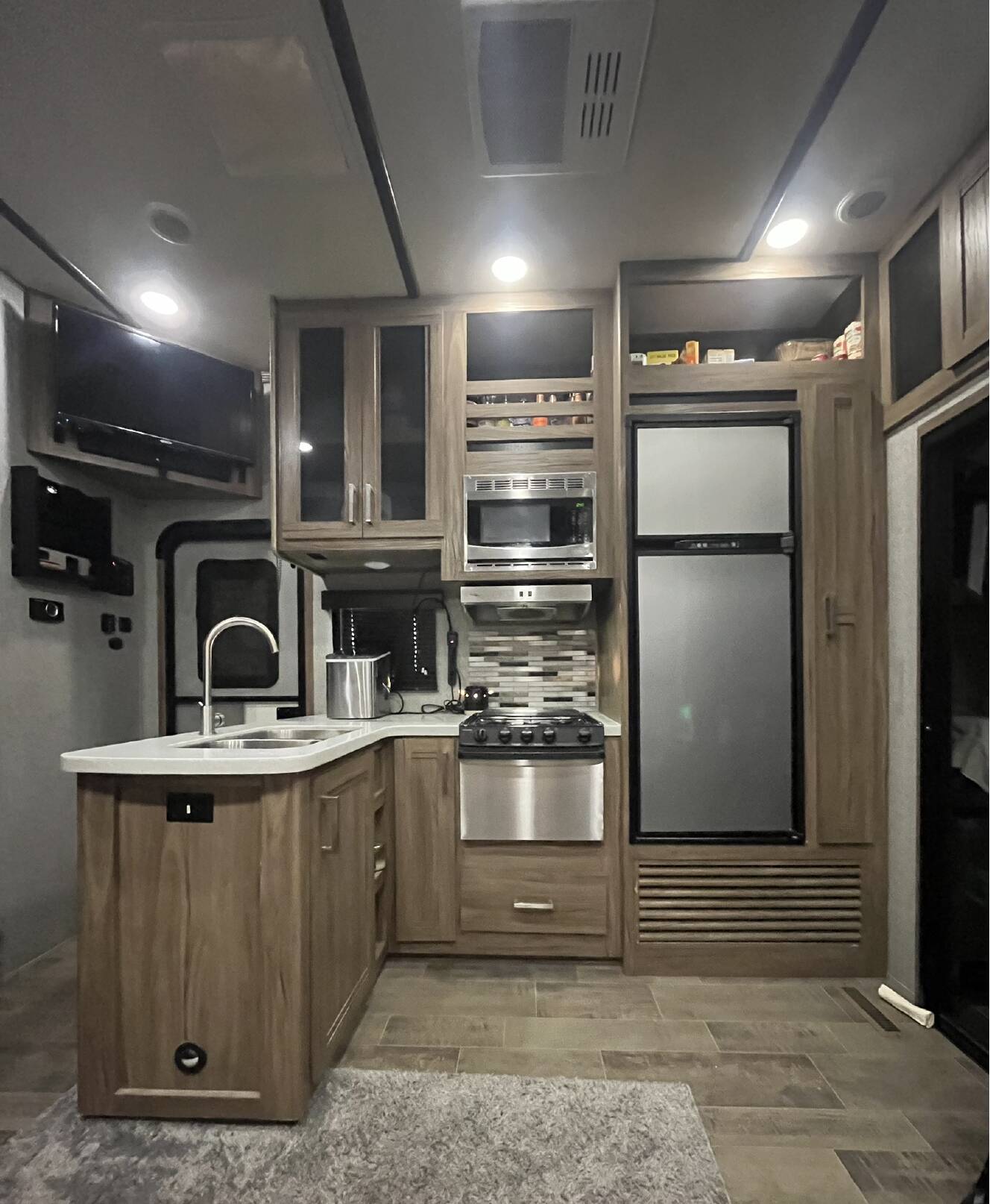 A photo of this 2019 Dutchmen ENDURANCE 3456
