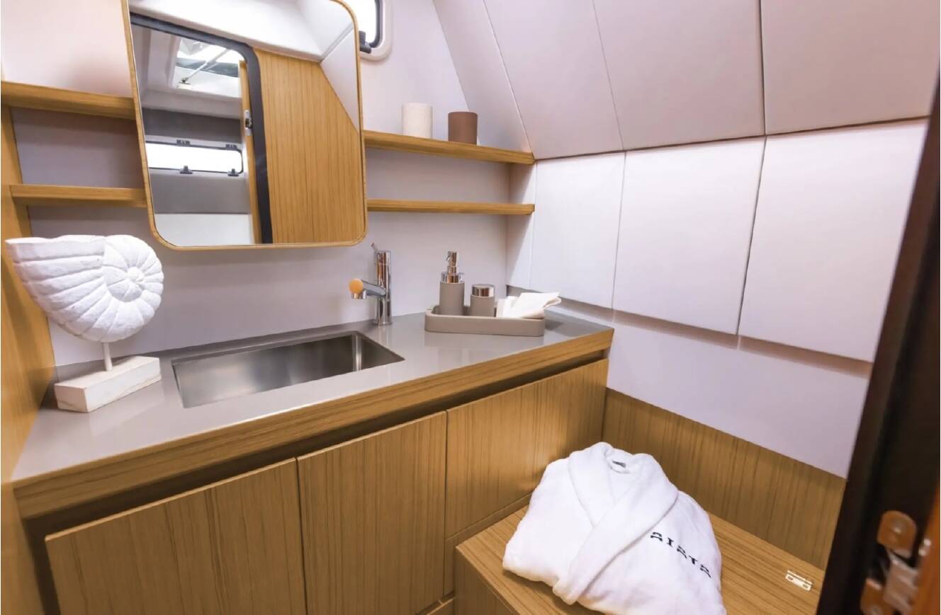 A photo of this 2026 Other AIATA Wayfinder 38 Open