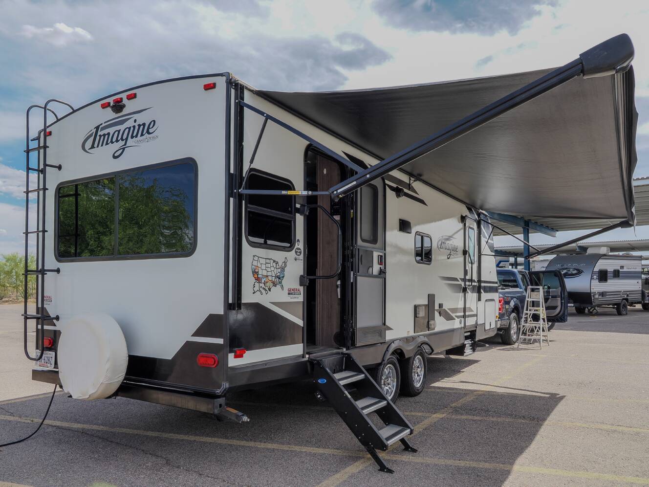 A photo of this 2020 Grand Design IMAGINE 2500RL