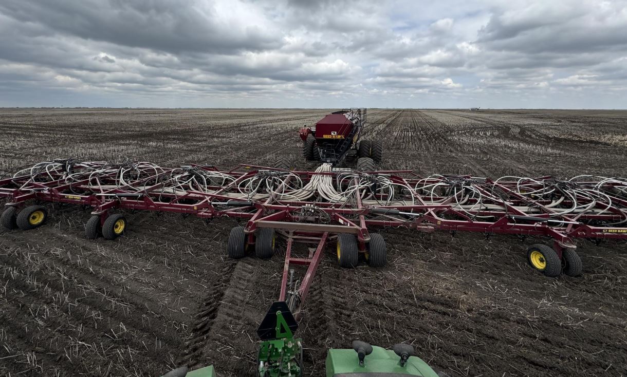 2013 Seed Hawk 8412 in Antler, ND