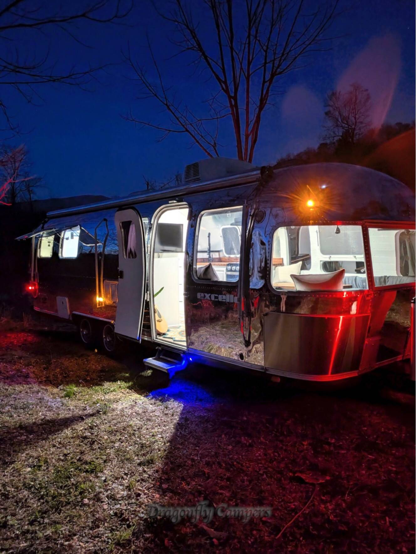 A photo of this 1988 Airstream EXCELLA 32
